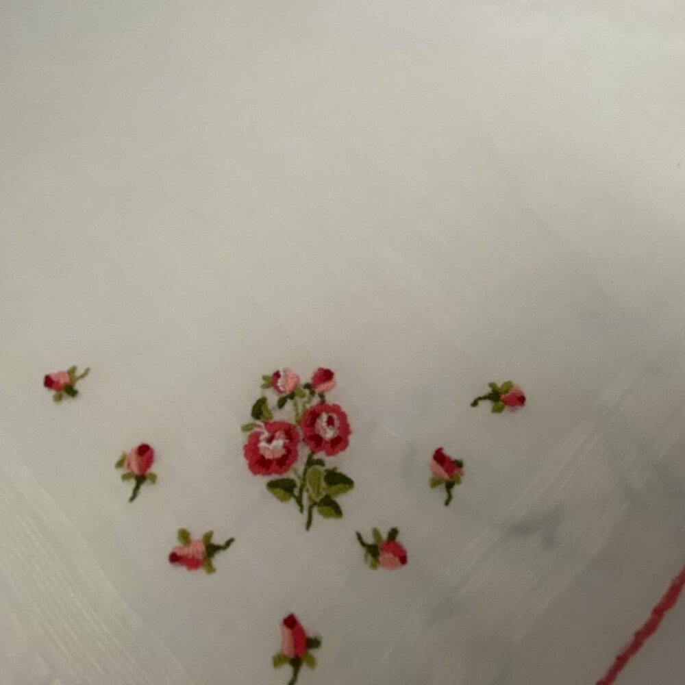 Vintage Mid Century Cotton Embroidered Red Roses Scarf Handkerchief‎ 11" Square - Picture 9 of 16
